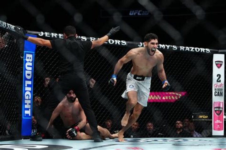 
Fares Ziam Height, Weight, Net Worth, Age, Birthday, Wikipedia, Who, Nationality, Biography 