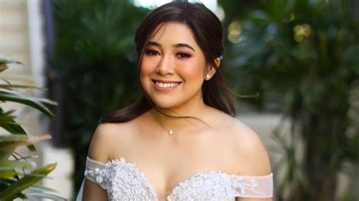 Filipina Singer Moira Dela Torre Plastic Surgery -Has She Done Nose Job And Botox