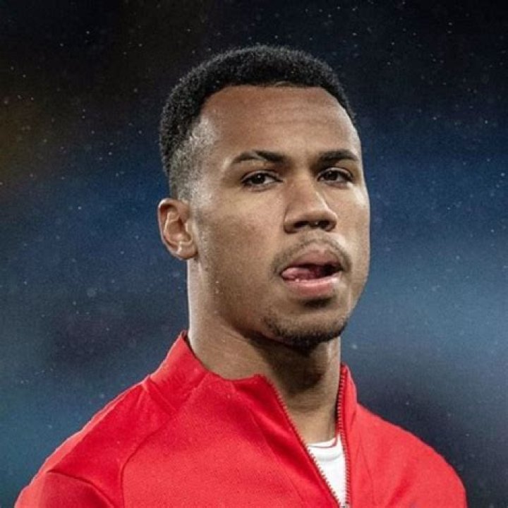 
Gabriel Magalhaes Height, Weight, Net Worth, Age, Birthday, Wikipedia, Who, Nationality, Biography 