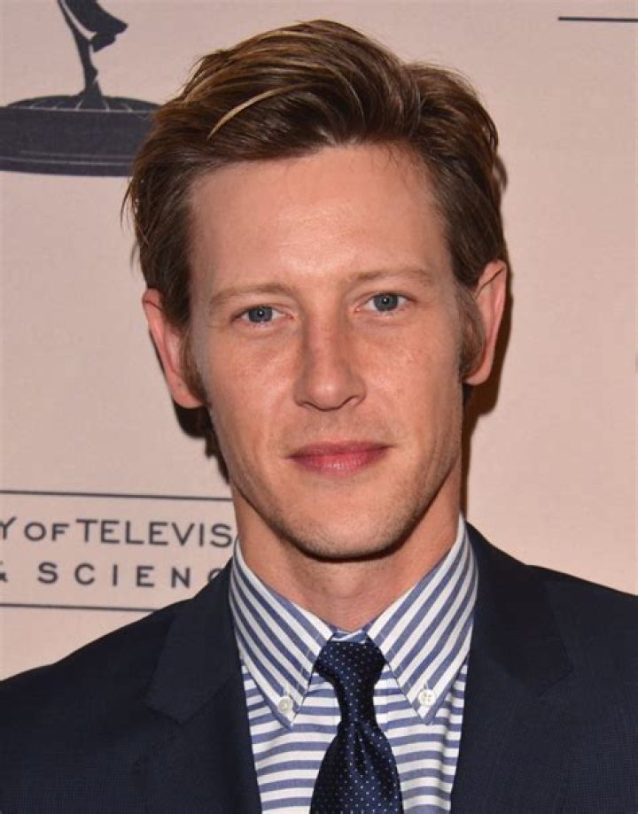 Gabriel Mann Height, Weight, Net Worth, Age, Birthday, Wikipedia, Who, Nationality, Biography
