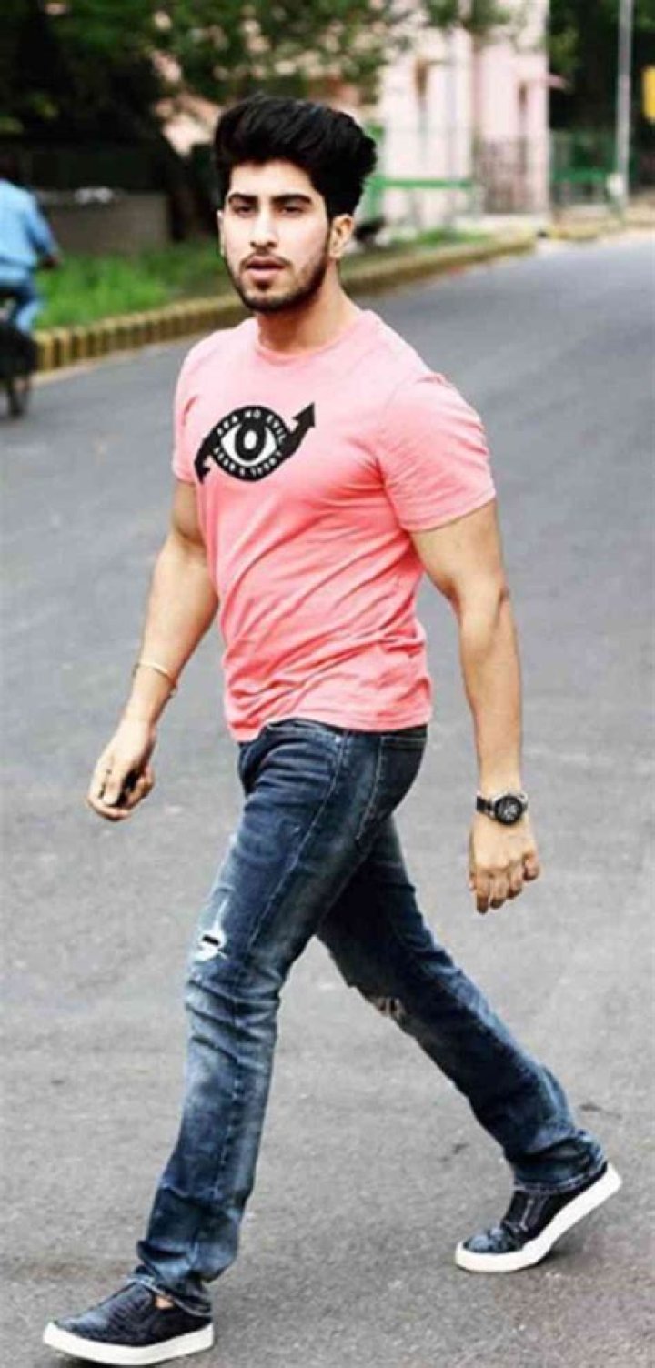 Garv Bajaj Height, Weight, Net Worth, Age, Birthday, Wikipedia, Who, Instagram, Biography