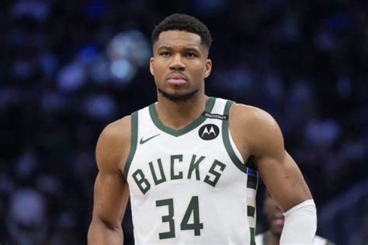
Giannis Antetokounmpo’s brother – Alexis Antetokounmpo’s Bio 