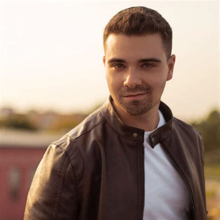 
Gianpaolo Height, Weight, Net Worth, Age, Wiki, Who, Instagram, Biography 