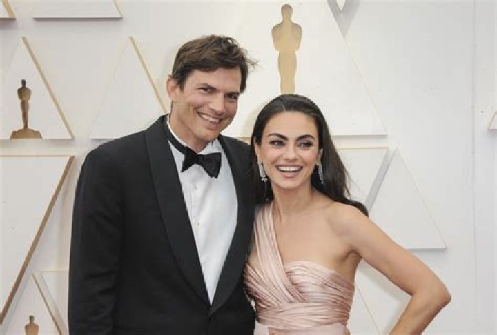 
GoFundMe’s Year in Help: Mila Kunis and Ashton Kutcher Lead List of Generous Stars — and More to Smile About 