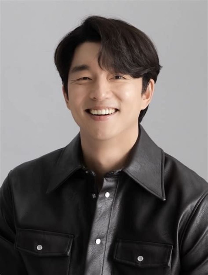 
Gong Yoo Height, Weight, Net Worth, Age, Birthday, Wikipedia, Who, Nationality, Biography 
