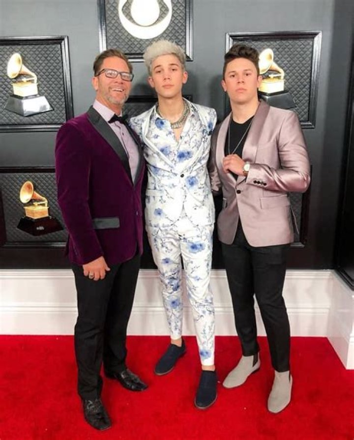 
Grant Knoche Height, Weight, Net Worth, Age, Wiki, Who, Instagram, Biography 