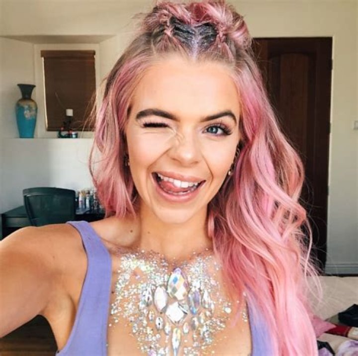 
Griffin Arnlund Height, Weight, Net Worth, Age, Birthday, Wikipedia, Who, Nationality, Biography 