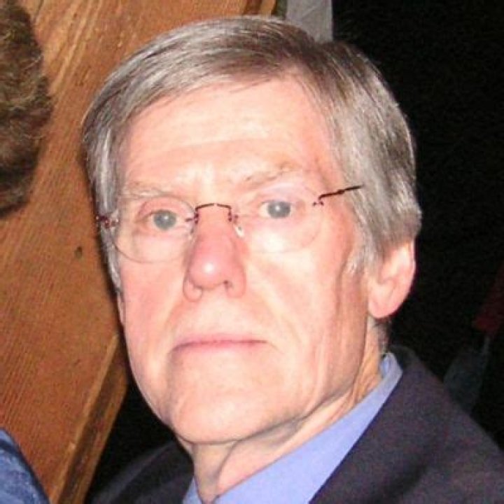 Hal Barwood Height, Weight, Net Worth, Age, Birthday, Wikipedia, Who, Instagram, Biography