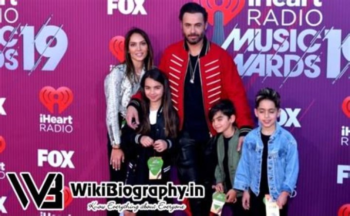 
Hassan Amiri Height, Weight, Net Worth, Age, Birthday, Wikipedia, Who, Nationality, Biography 