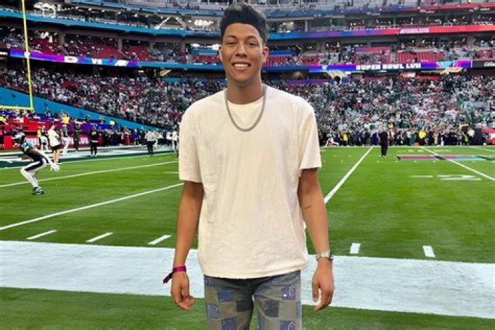 
“He feels entitled to whatever he wants”: Jackson Mahomes assault video sparks outrage in wake of Aspens Restaurant incident 