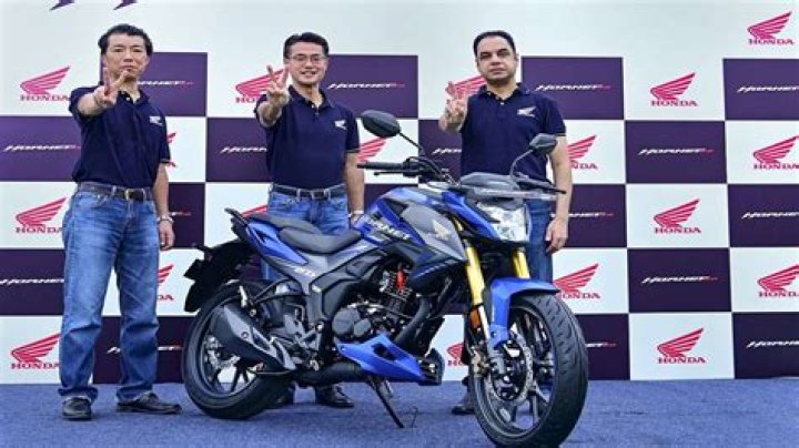 
Honda Motorcycles and Scooter overtakes Hero Motorcorp in retail sales 