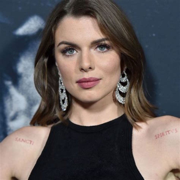 
How much is Julia Fox worth? Fortune explored as actress’s apartment tour leaves internet baffled 