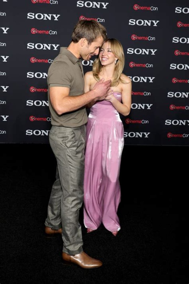 
How old is Gigi Paris? All about Glen Powell’s girlfriend amid Sydney Sweeney drama 