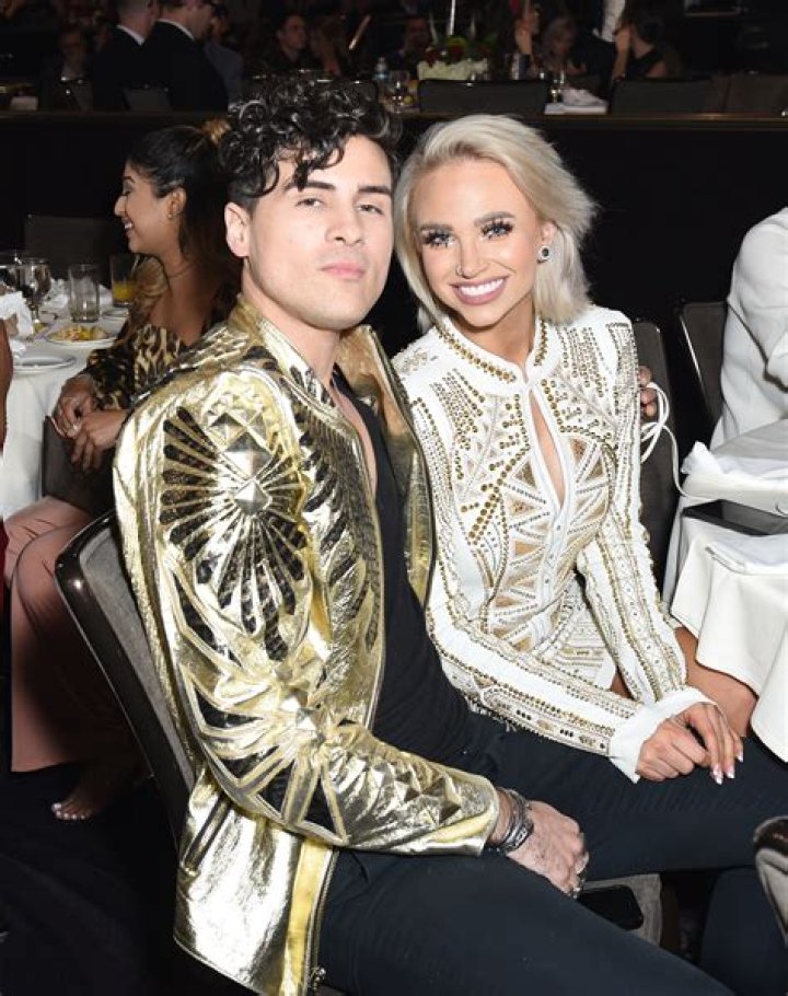 
Is Anthony Padilla Gay? Age, Height, Net Worth 