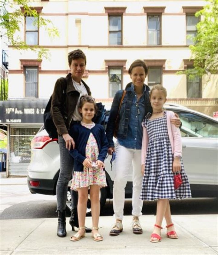 Is Jenna Wolfe Still Married? Jenna Wolfe Bio, Wiki, Age, Family, Ethnicity, Partner, Net Worth, Instagram