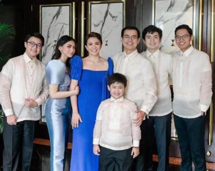 
Is Joaquin Domagoso Married To A Wife? Manila Mayor Isko Moreno Son Relationship 