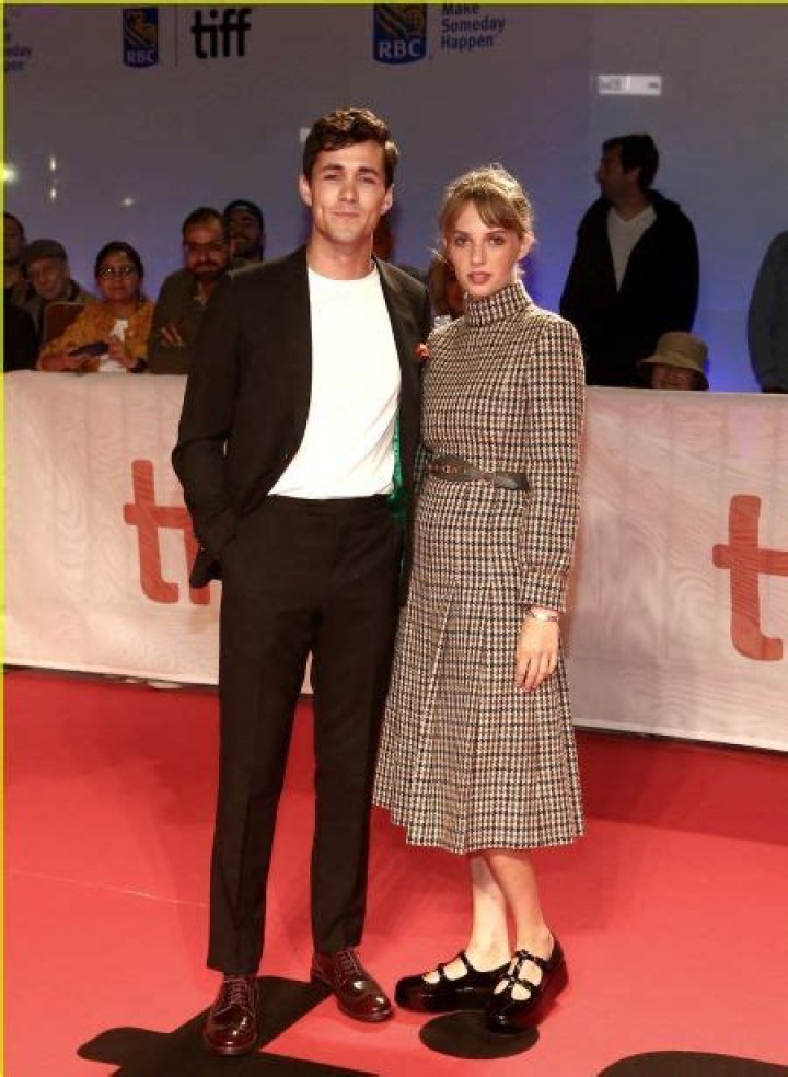 Is Jonah Hauer-King Gay? Sexuality Partner And Dating Timeline