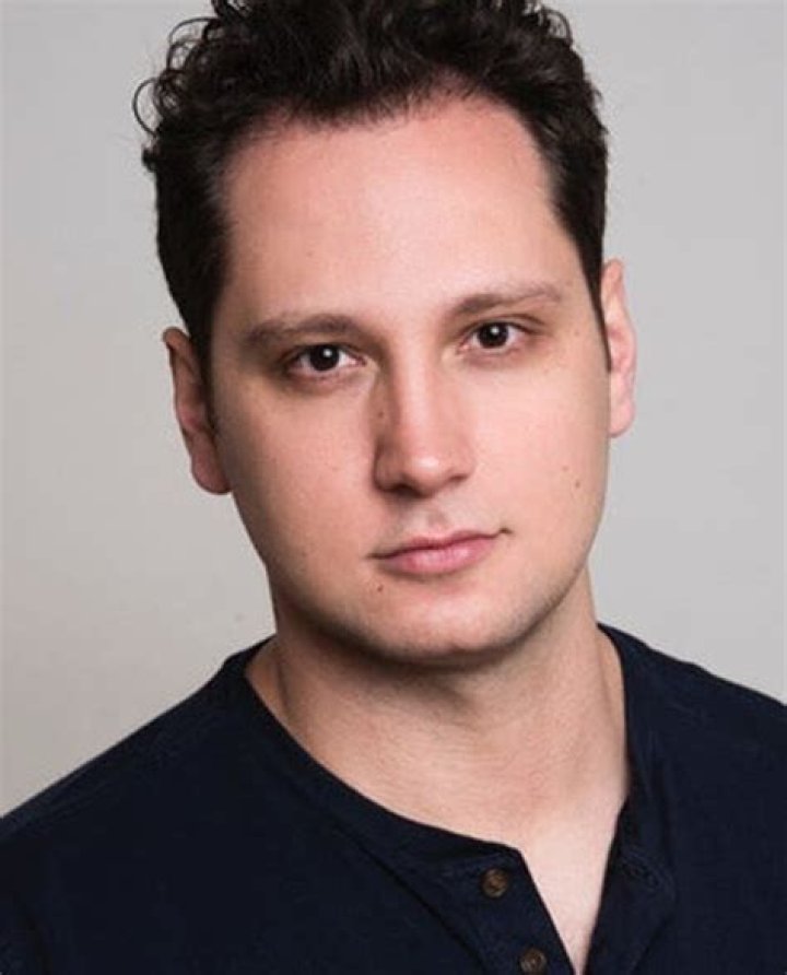 
Is Matt McGorry Married to Wife? Or Dating a Girlfriend? 
