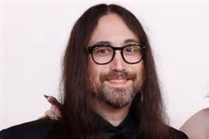 Is Sean Lennon Married? Bio, Relationship, Vegan, Ethnicity