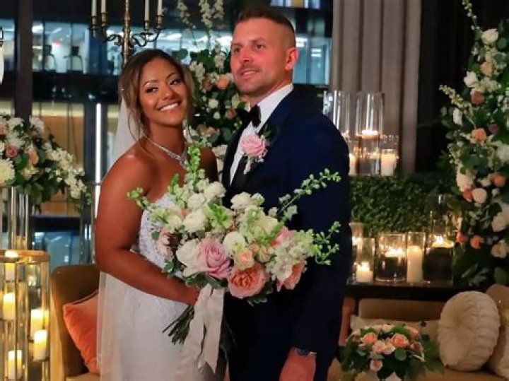 
“Isn’t giving off the right vibes”: Married at First Sight fans feel Mackinley’s grandma is not okay with Domynique being bi-racial 