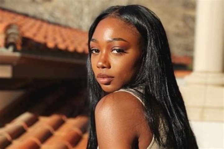 
Itali Miller Height, Weight, Net Worth, Age, Birthday, Wikipedia, Who, Nationality, Biography 