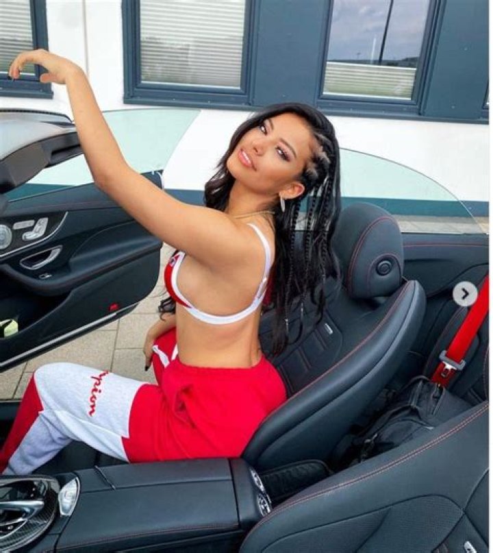 
Ivana Santacruz Height, Weight, Net Worth, Age, Birthday, Wikipedia, Who, Nationality, Biography 