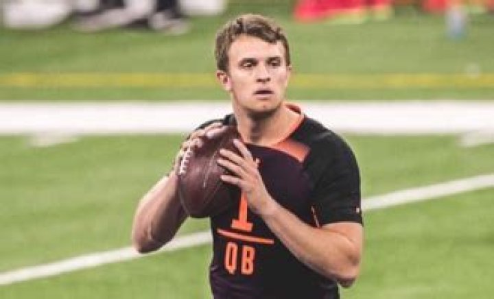 Jake Browning Injury Update, What Happened to Jake Browning? Will Jake Browning Play in Week 18?