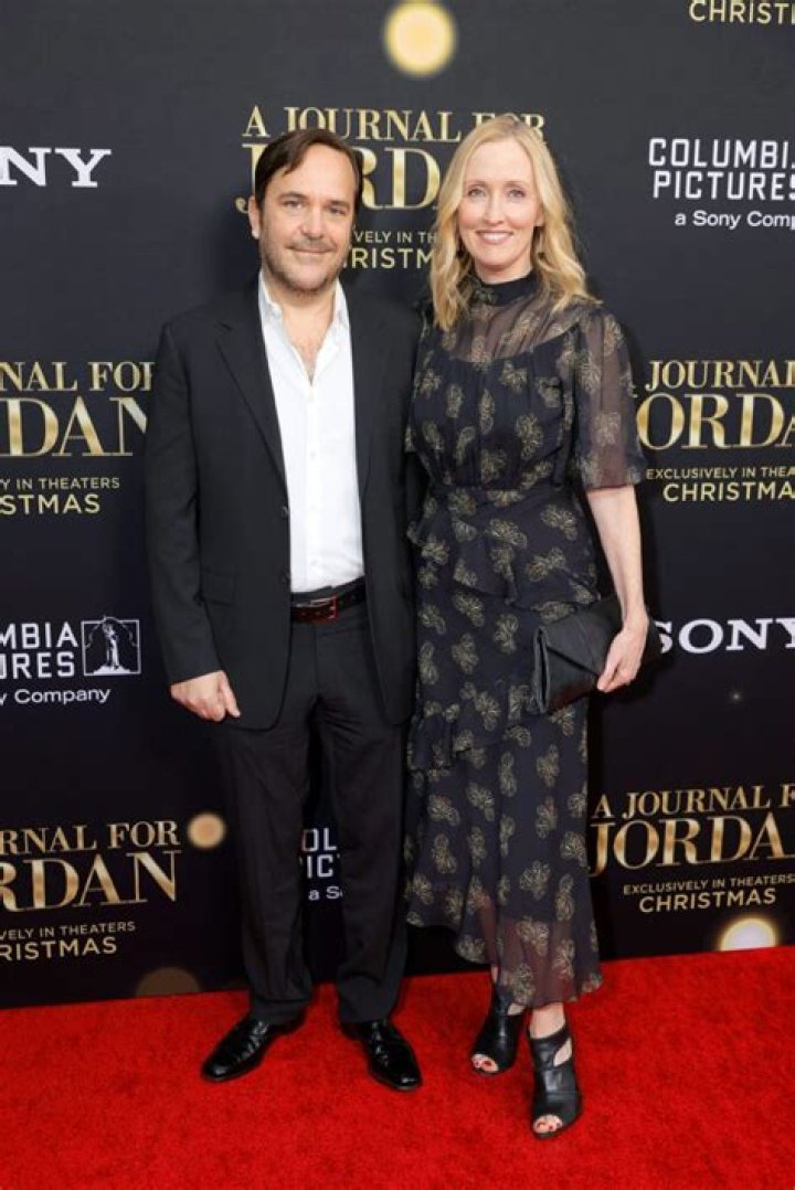 Janel Moloney Height, Weight, Net Worth, Age, Birthday, Wikipedia, Who, Instagram, Biography