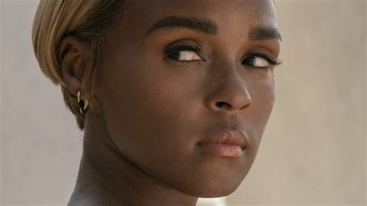 
Janelle Monáe Explains Why She Speaks Out About Being Non-Binary: ‘It’s About Honoring Your Truth’ 