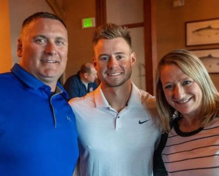
Jarred Kelenic Parents- Meet Tom Kelenic and Lisa Kelenic: Family Tree & Wiki 
