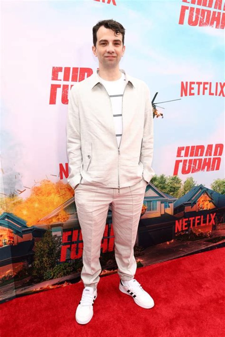 Jay Baruchel Height, Weight, Net Worth, Age, Birthday, Wikipedia, Who, Instagram, Biography