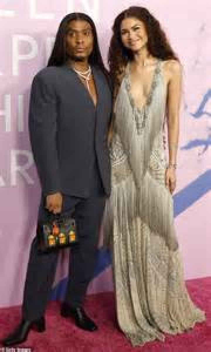 Jay Roach Height, Weight, Net Worth, Age, Birthday, Wikipedia, Who, Instagram, Biography