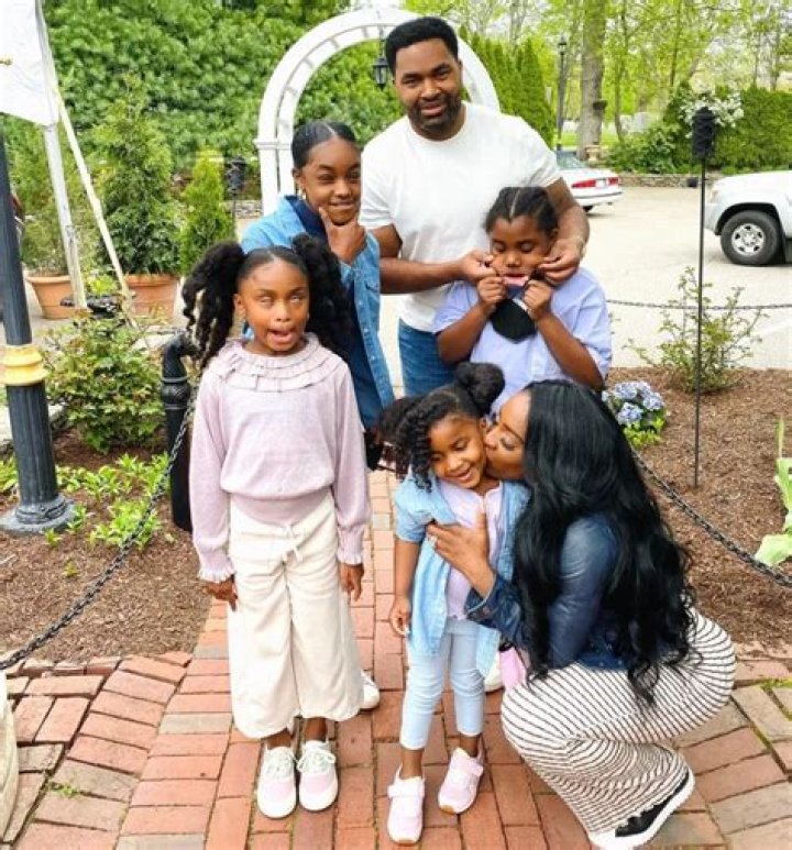 
Jerod Mayo Has A Beautiful Family With Wife Chantel Mayo 