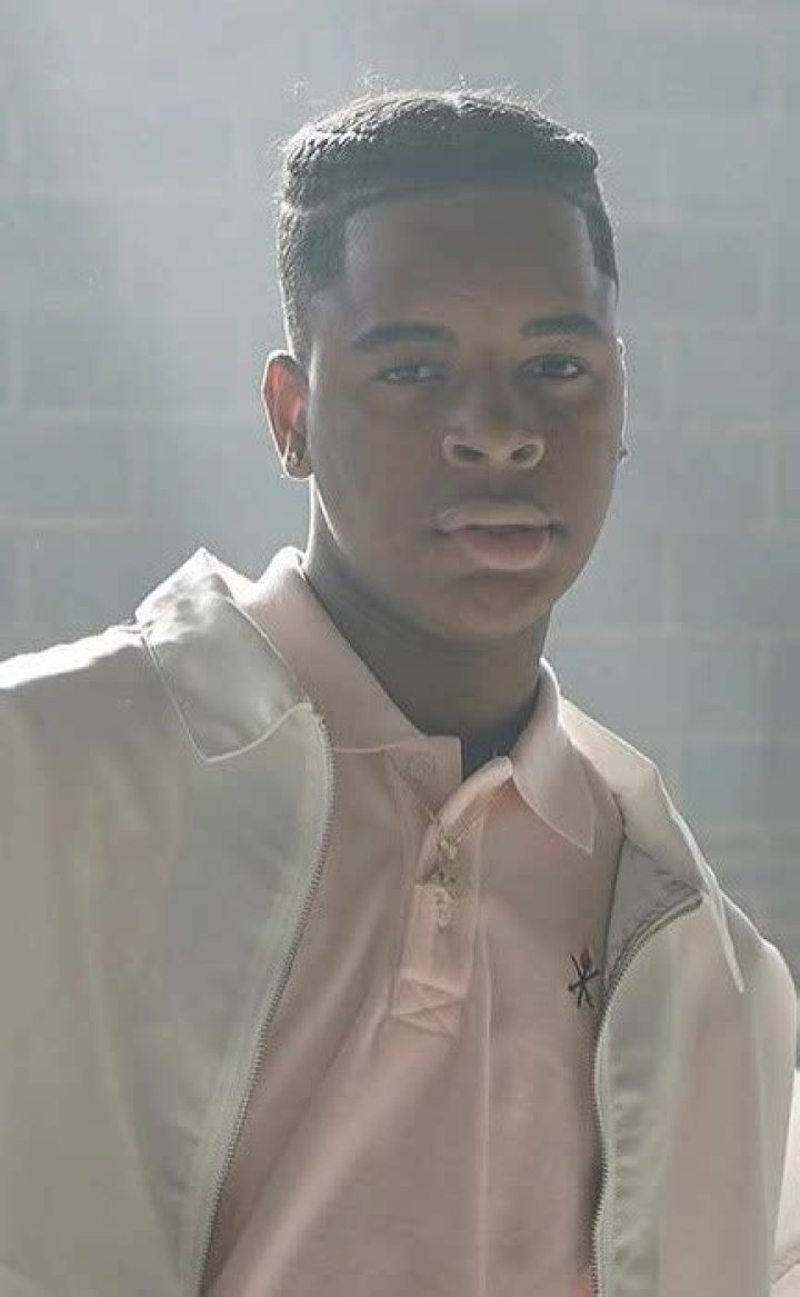 Jovanie Santiago Height, Weight, Net Worth, Age, Birthday, Wikipedia, Who, Nationality, Biography