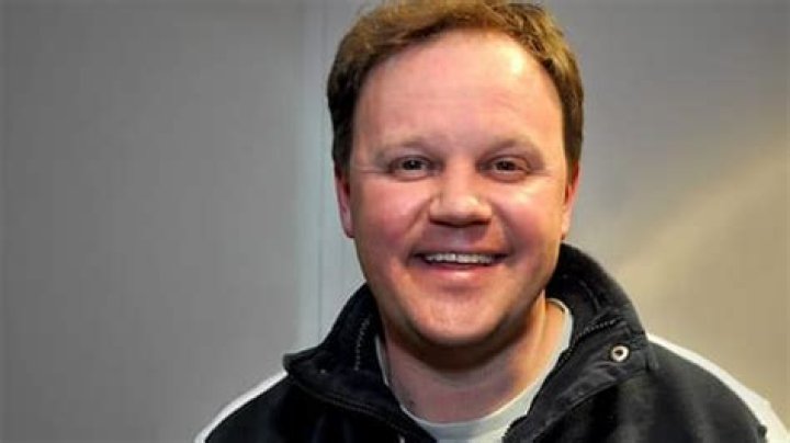 
Justin Fletcher Height, Weight, Net Worth, Age, Birthday, Wikipedia, Who, Nationality, Biography 