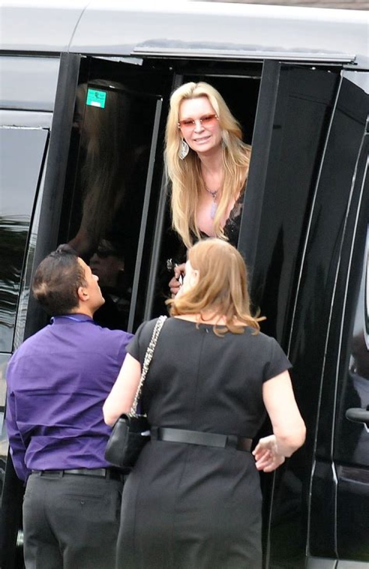 Kate Siegel Height, Weight, Net Worth, Age, Birthday, Wikipedia, Who, Instagram, Biography