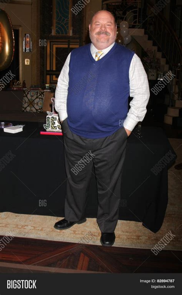 Kevin Chamberlin Height, Weight, Net Worth, Age, Birthday, Wikipedia, Who, Nationality, Biography