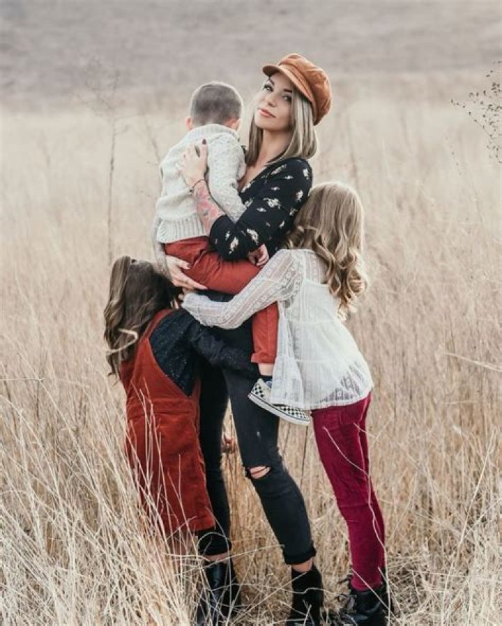 Kodye Elyse Height, Weight, Net Worth, Age, Birthday, Wikipedia, Who, Instagram, Biography