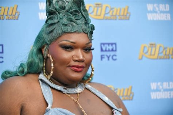 
Kornbread Jeté Height, Weight, Net Worth, Age, Birthday, Wikipedia, Who, Nationality, Biography 