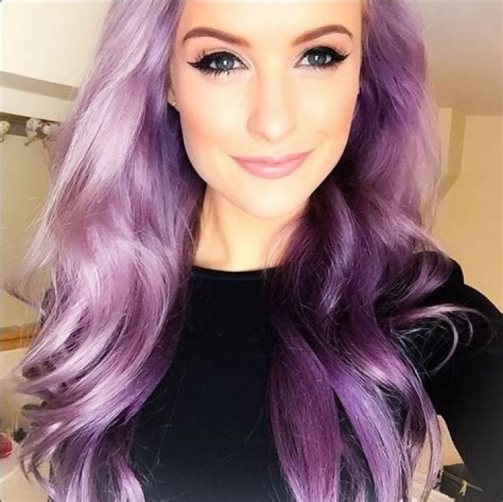 Leda Muir Height, Weight, Net Worth, Age, Birthday, Wikipedia, Who, Nationality, Biography