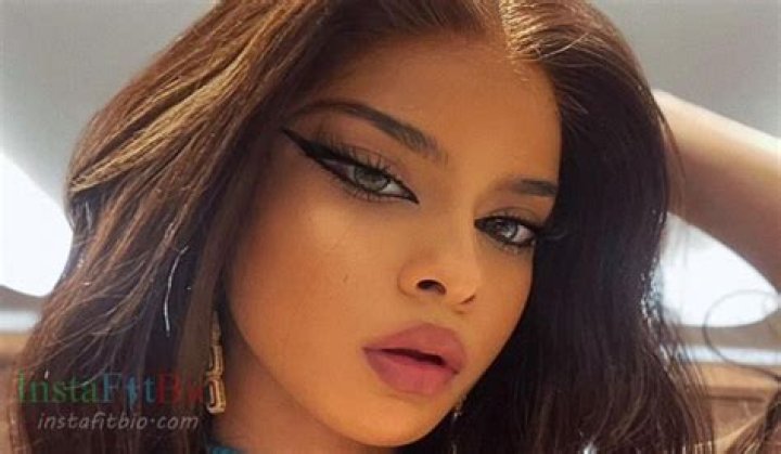 
Lemy Beauty Height, Weight, Net Worth, Age, Birthday, Wikipedia, Who, Nationality, Biography 