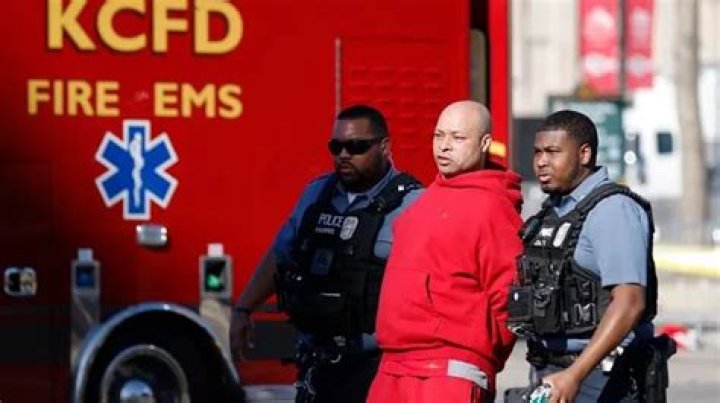 Leona Hale From Kansas City Hospitalized, Twitter Reaction To Police Shooting A Pregnant Woman