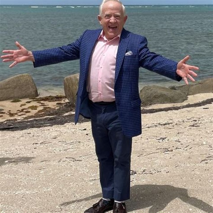 Leslie Jordan Height, Weight, Net Worth, Age, Birthday, Wikipedia, Who, Nationality, Biography