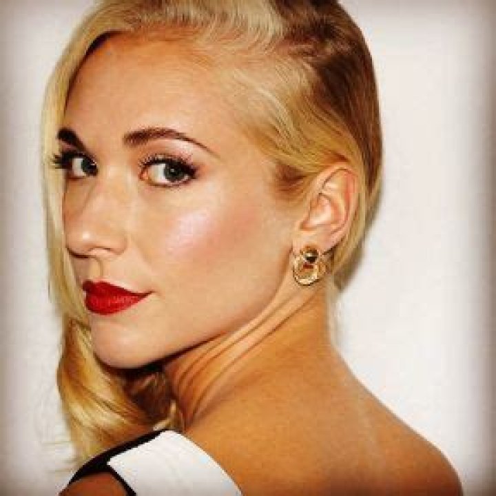 Maddy Hill Height, Weight, Net Worth, Age, Birthday, Wikipedia, Who, Nationality, Biography