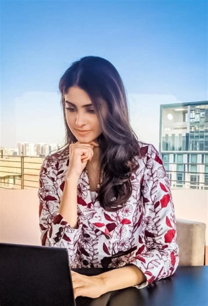 
Manasa Varanasi Height, Weight, Net Worth, Age, Birthday, Wikipedia, Who, Nationality, Biography 