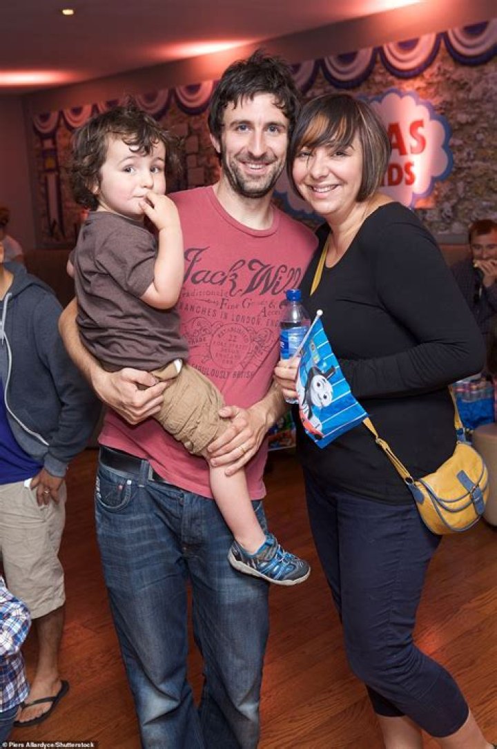 
Mark Watson Appears On House Of Games, What We Know About His Wife Emily Watson Howes 