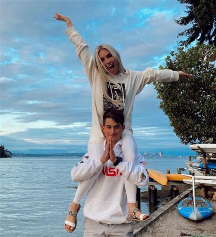 
McKenna Kaye Height, Weight, Net Worth, Age, Birthday, Wikipedia, Who, Nationality, Biography 