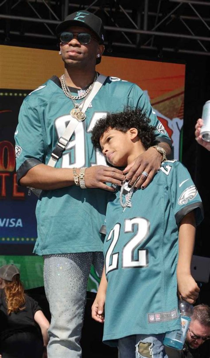 
Meet Jimmie Allen’s Parents and Family 