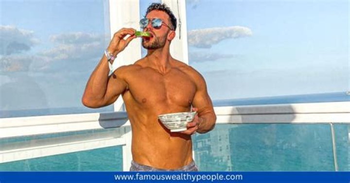 Micah Mcdonald Height, Weight, Net Worth, Age, Birthday, Wikipedia, Who, Nationality, Biography