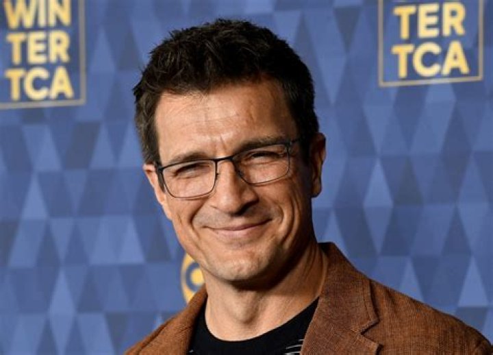 Nathan Fillion Height, Weight, Net Worth, Age, Birthday, Wikipedia, Who, Nationality, Biography